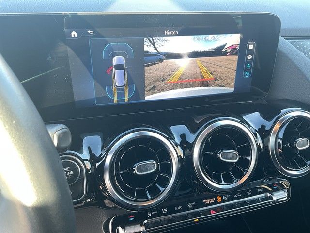 Mercedes-Benz B 200 d Advanced Kamera Multibeam Navigation foto 15