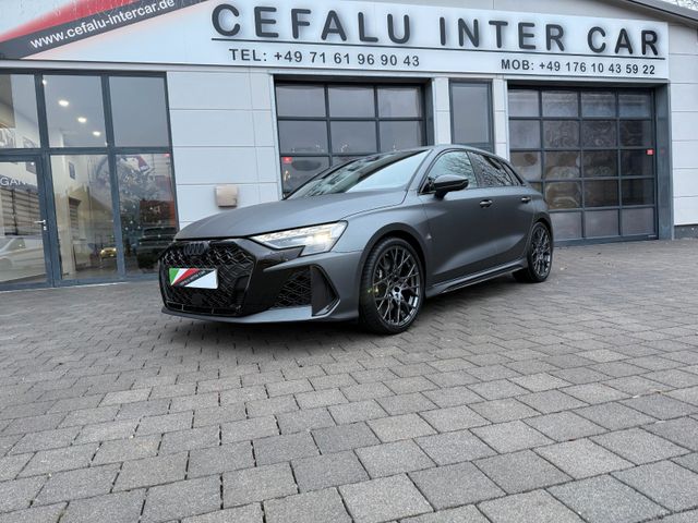 Audi RS3*Sportback 2.5*Neues MODELL*CARBON*TOP