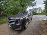 Cadillac Escalade 6.2 V8 Platinum ESV Autom. Platinum - Cadillac Escalade: Platinum