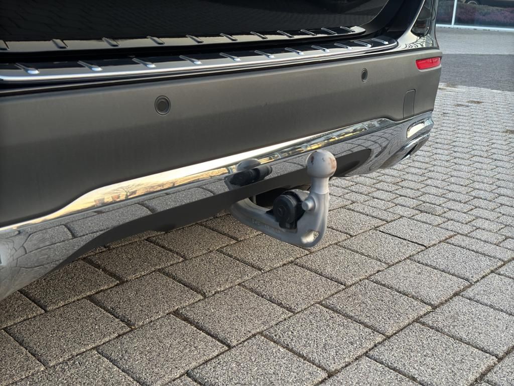Fahrzeugabbildung Mercedes-Benz GLA 200 d LED*DISTRONIC*SpurH*elHeck*AHK*RFK*PDC