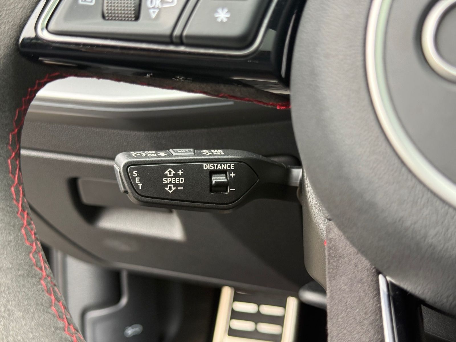 Fahrzeugabbildung Audi RS3 Sportback KERAMIK|DYNAMIK+|290|HUD|PANO|360°