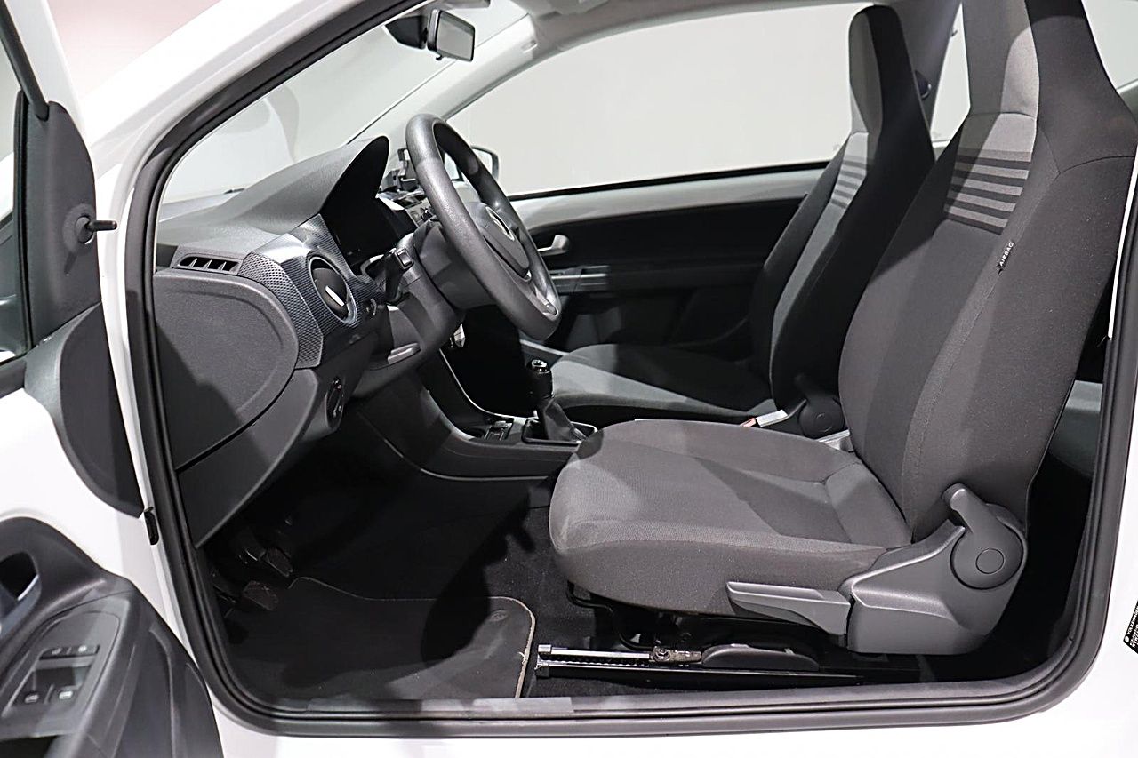 Volkswagen up! - Bild 13