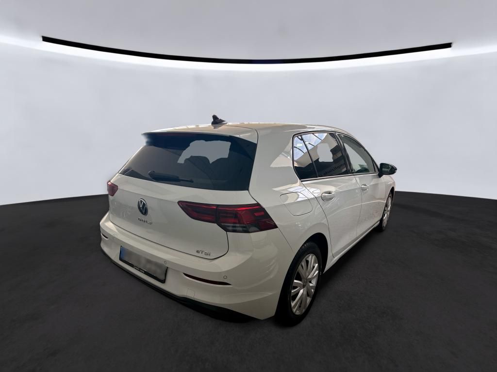 Fahrzeugabbildung Volkswagen Golf VIII eTSI United DSG LED Navi AID ACC RFK S