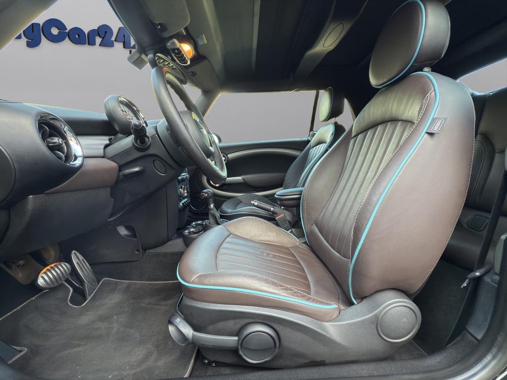 MINI Cooper SD Cabrio