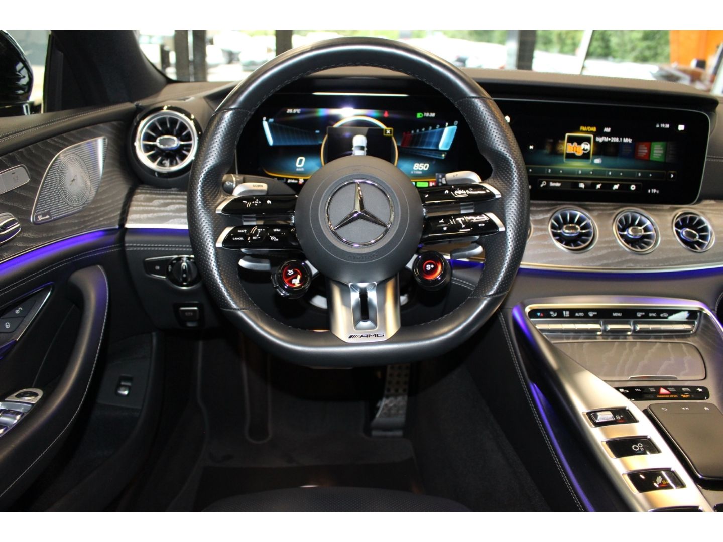 Fahrzeugabbildung Mercedes-Benz AMG GT 43 4Matic+ LED*GSD*MWST*Burmester*360°