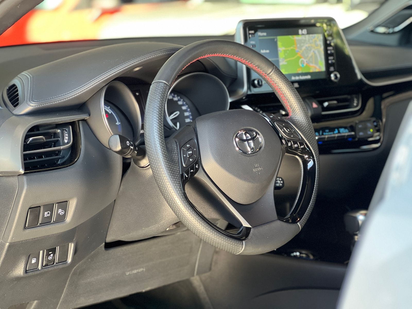 Fahrzeugabbildung Toyota C-HR Hybrid GR Sport AHK LED NAV SHZ ALU