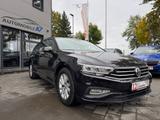 Volkswagen Passat Variant - Volkswagen Passat Variant aus 2020