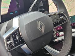 Fahrzeugabbildung Rafale 200 E-Tech Full Hybrid Esprit Alpine 1.2