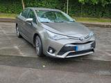 Toyota Avensis 1.8 i - Toyota Avensis: I