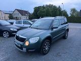 Skoda Yeti Active Plus Edition *2.HAND*AHK* - Skoda Yeti: Grün