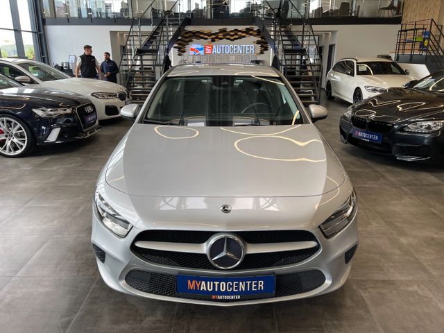 Mercedes-Benz A 200 A -Klasse *NAVI*PDC*SPURASSIST*TEMPOMAT*