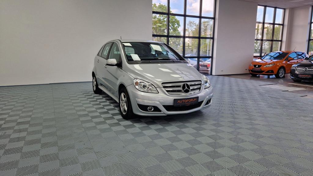 Mercedes-Benz B 160