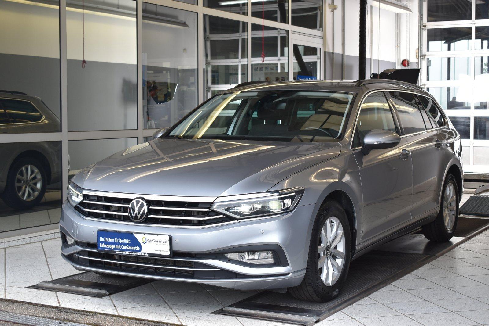 Volkswagen Passat Variant 2.0TDI Business DSG Matrix*AHK
