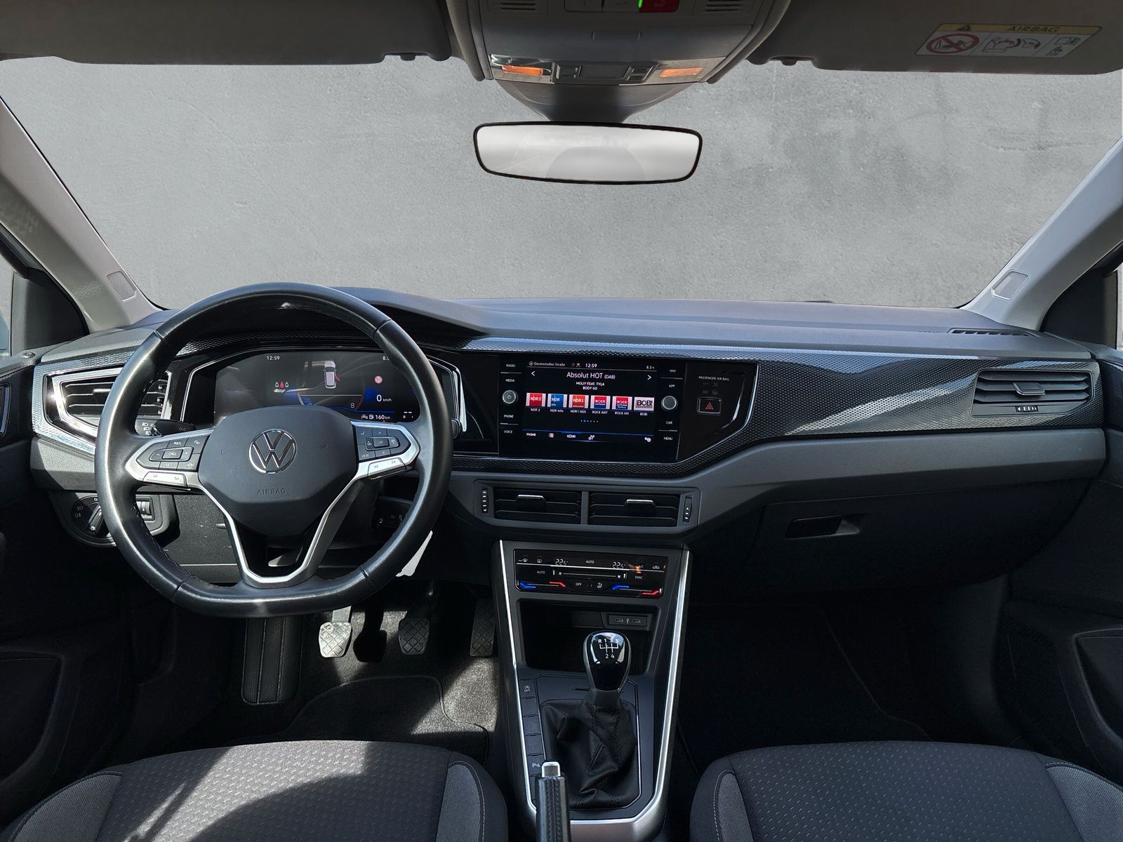 Fahrzeugabbildung Volkswagen Polo Life 1.0 TSI LED App-Connect Klima-2-Zonen