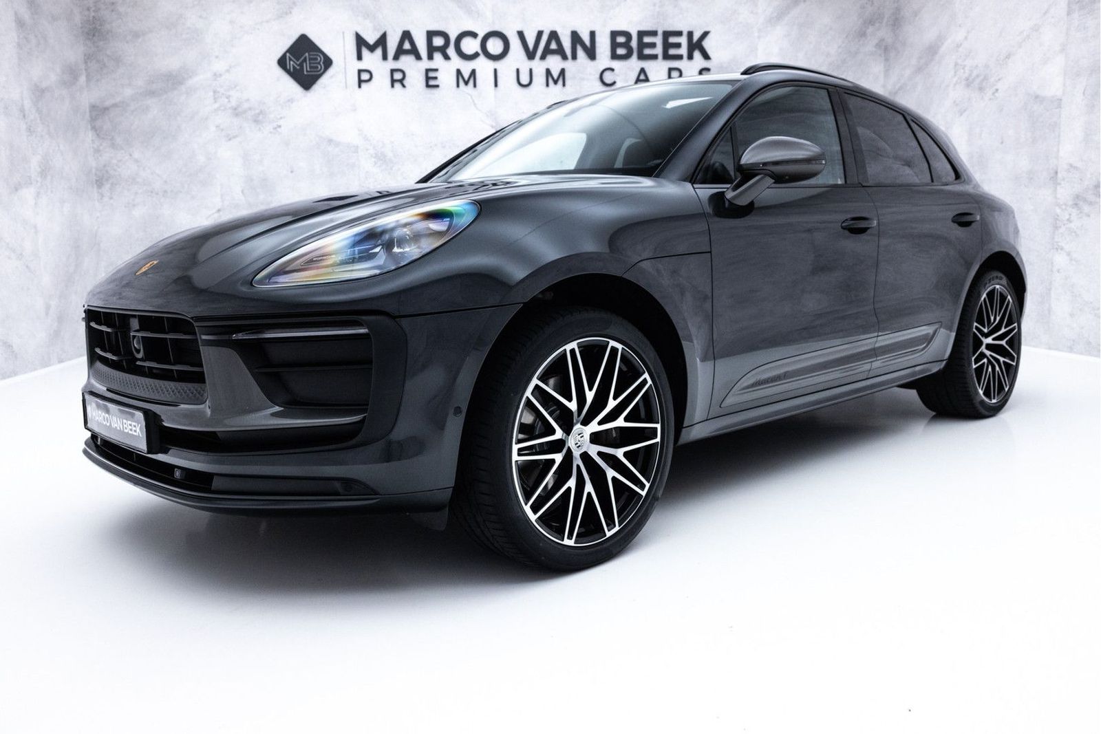 Porsche Macan 2.0 T | Pano | SportDesign | Bose | Luchtv