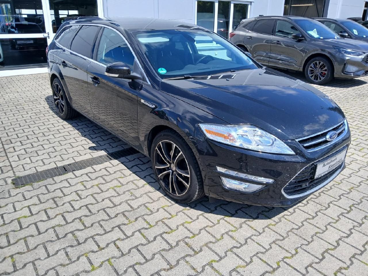 Fahrzeugabbildung Ford Mondeo Turnier Titanium