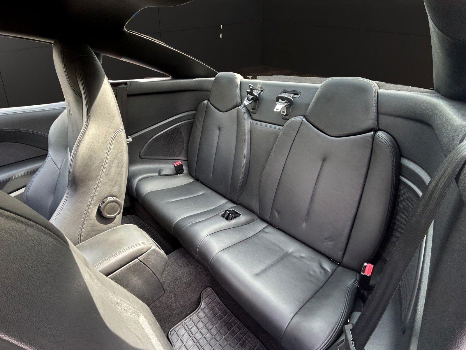 Fahrzeugabbildung Peugeot RCZ 200 Klimaaut/el Ledersitze/Shz/Xenon/