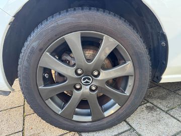 Mazda 2 Lim. 1.3 Iro AHKGJR