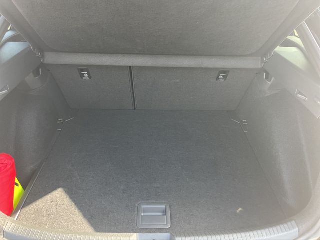 Taigo R-Line 1.5 TSI DSG;IQ.LIGHT,IQ.DRIVE,AHK