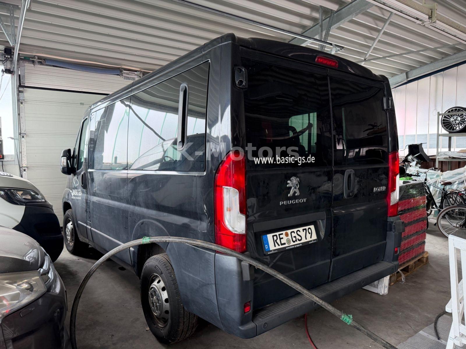 Peugeot Boxer Kombi 330 L1H1 Active Blue-HDi 120