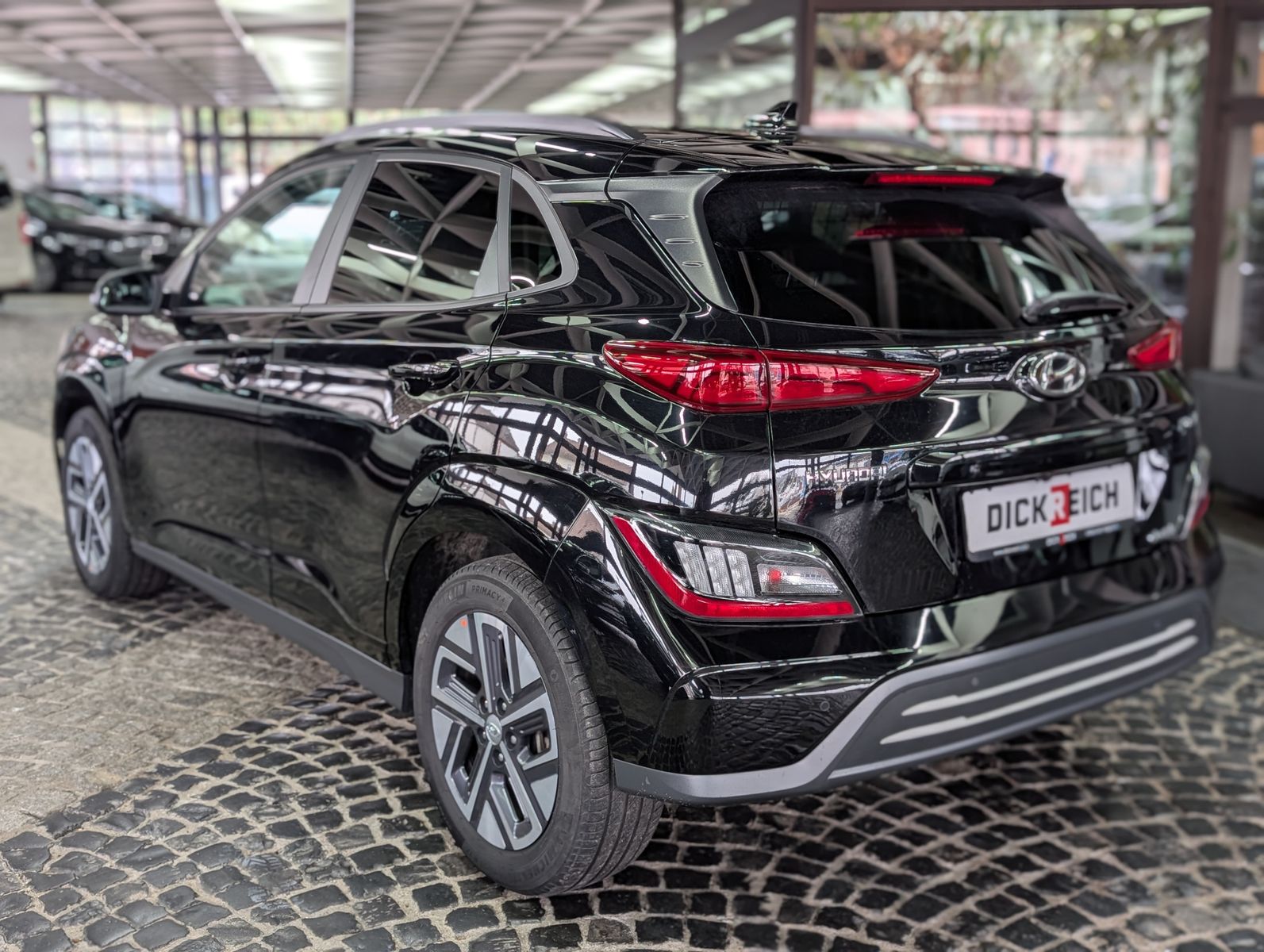 Fahrzeugabbildung Hyundai Kona Prime EV HUD AHK SHZ KAM LED ACC SoH 97%