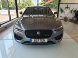 Jaguar XE D200 R-DYNAMIC BLACK 2.0d SD, Winter Paket... - Jaguar XE aus 2023