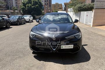Alfa-Romeo Stelvio - 2