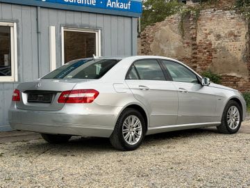 Mercedes E 220 - 8