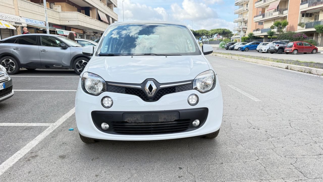 RENAULT Twingo
