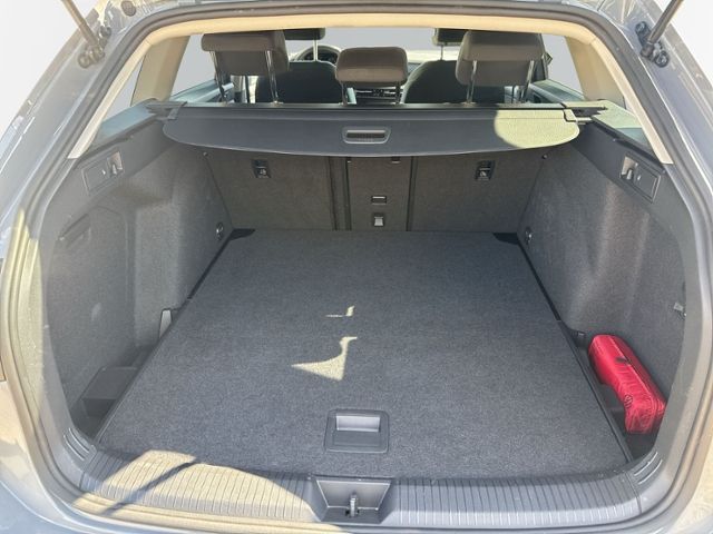 Golf Variant 1.0 TSI MOVE LED+NAVI+AHK+ACC+PDC