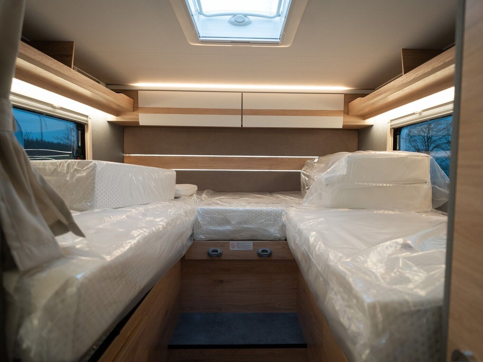 Fahrzeugabbildung Dethleffs Just Camp Active T 7052 EBL ACC*Navi*Kamera*uvm