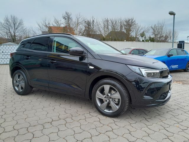 Opel Grandland 1.2 GS IntelliLux Scheinwerfer