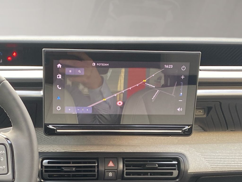 Fahrzeugabbildung Citroën e-C3 MAX