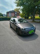 Opel Astra H Combi - AHK - defekte Klimaan... - Opel Astra Combi Gebrauchtwagen