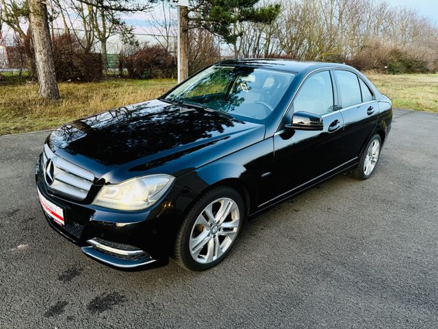 Mercedes-Benz C 180 CGI BlueEfficiency Avantgarde/ Automatik.