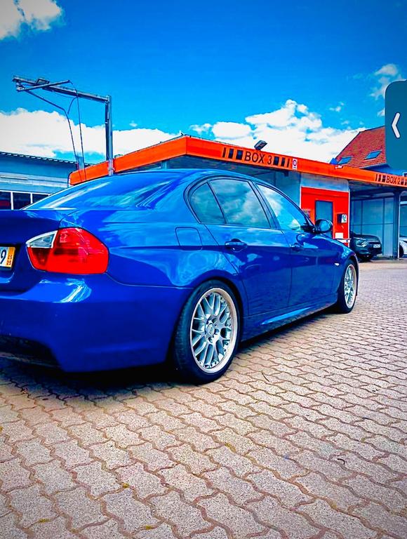 BMW 318