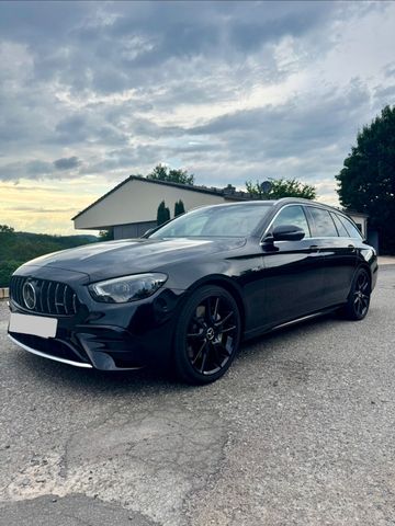 MERCEDES-BENZ E 53 AMG 4MATIC+ T Autom. ...