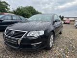 Volkswagen Passat Lim. Sportline 4Motion 2.0TDI-SCHECKHEFT - gebrauchte VW Passat aus dem Jahr 2006
