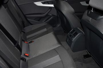 Fahrzeugabbildung Audi A4 Avant 40 TDI quattro S line,S-Tronic,Navi,LED