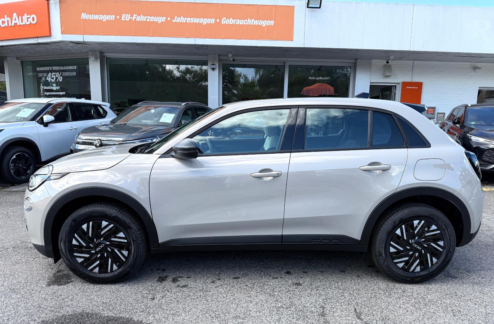 Fiat 600 Hybrid Pop 145 PS eDCT Automatik SHZ SOFORT