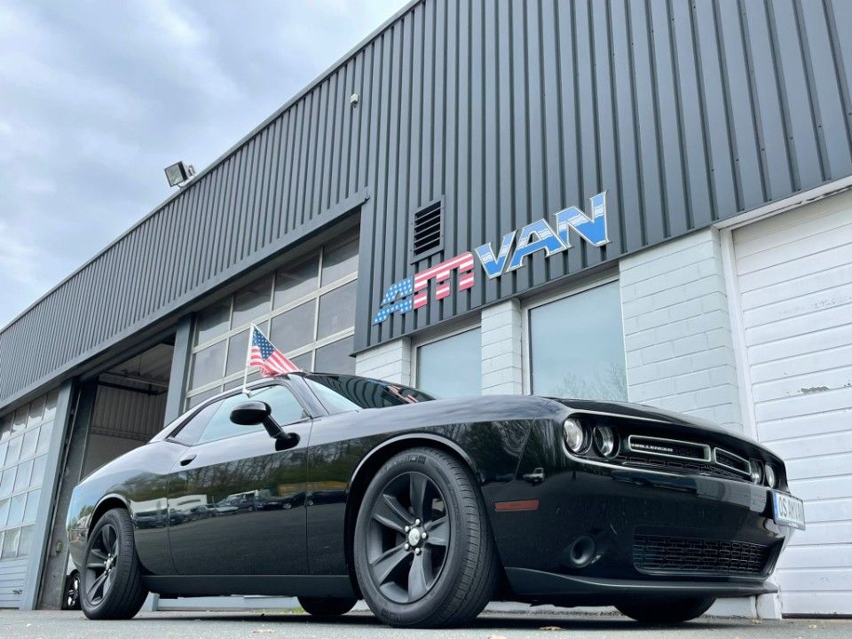 Fahrzeugabbildung Dodge Challenger 3.6 SXT 17 direkt aus USA importiert