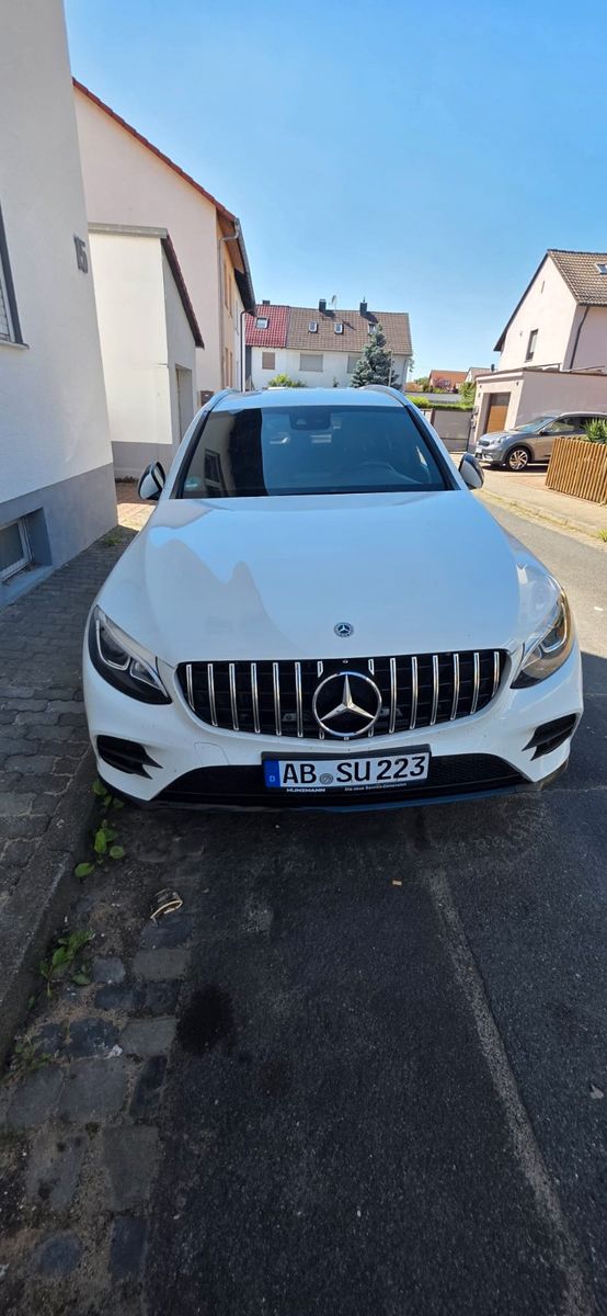 MERCEDES-BENZ GLC 220 d 4MATIC Autom. -