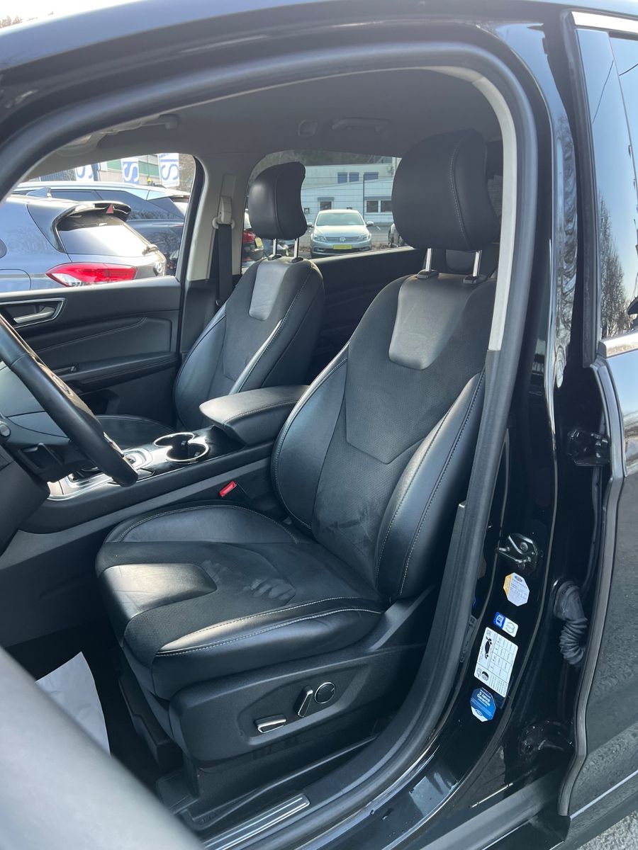 Fahrzeugabbildung Ford S-MAX Titanium ST LINE *KAMERA*MEMORY*LED*