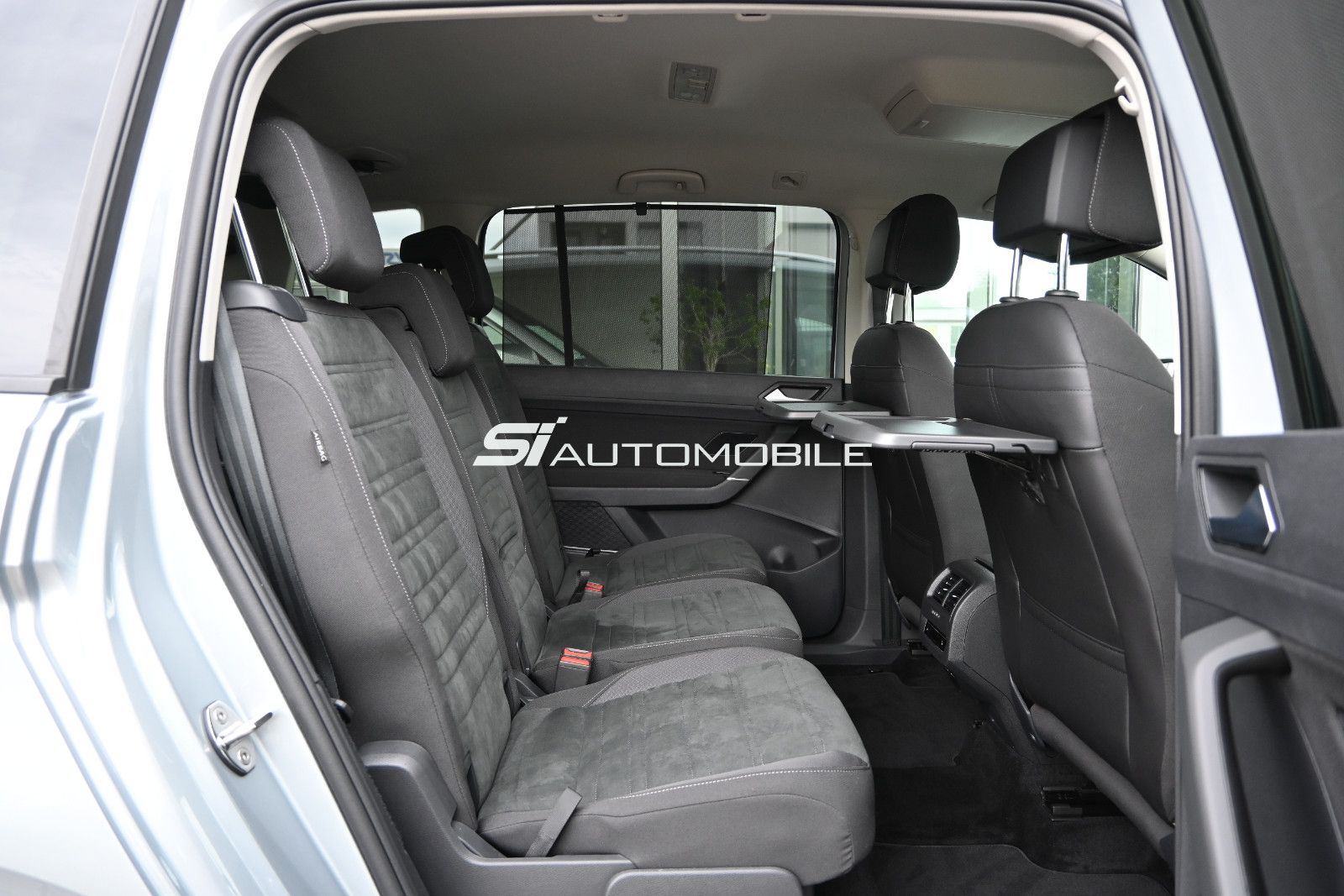 Fahrzeugabbildung Volkswagen Touran 1.5 TSI DSG °UVP 61.017€°ACC°AHK°STANDHEI