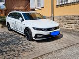 Volkswagen Passat Variant 2.0 TSI OPF DSG 4MOTION Elega... - Volkswagen Passat Variant: Von Privat