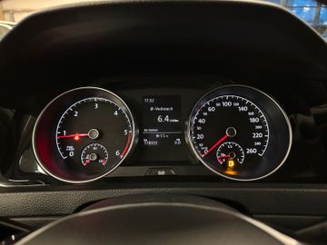 Volkswagen Golf VII Highline BMT 4Motion *Standh*AHK*Xenon*