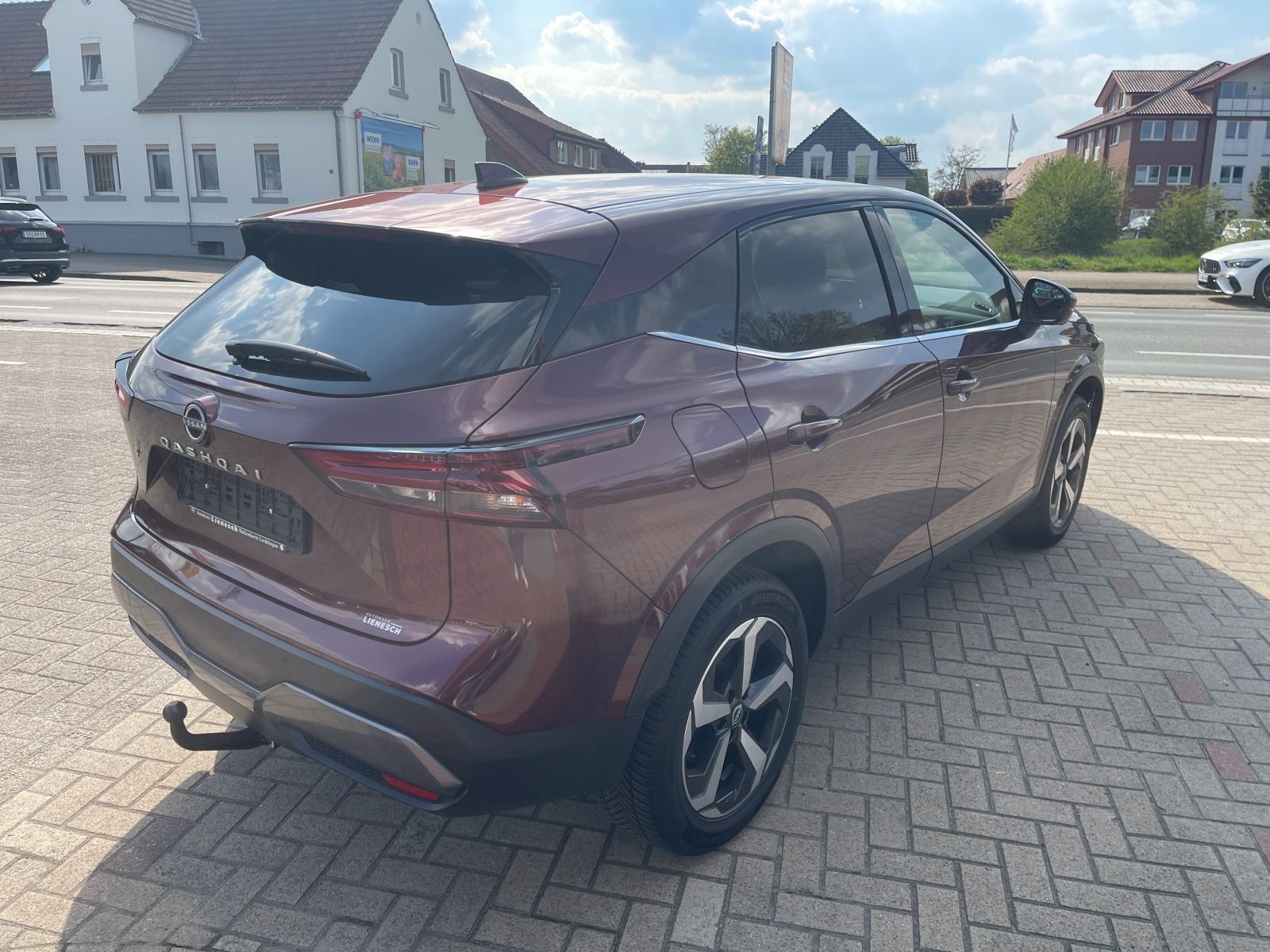 Fahrzeugabbildung Nissan Qashqai 1.3 Mild-Hybrid N-Connecta AHK/Kamera/LE