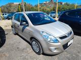 Hyundai i20 1.4 CRDi 5p. Comfort - Hyundai i20 mit Diesel-Antrieb: 1.4