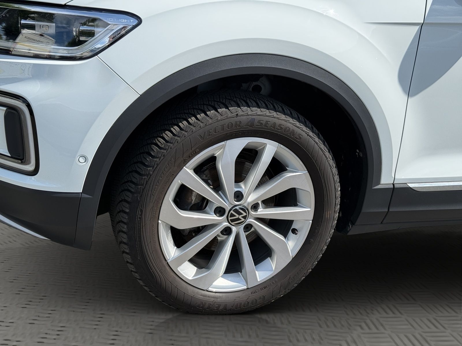Volkswagen T-Roc - Bild 8