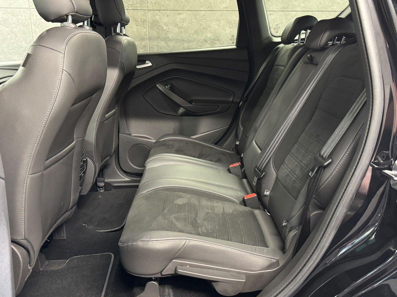 Ford Kuga 2.0 TDCi ST-Line AWD Aut*Navi*Bi-Xenon*AHK